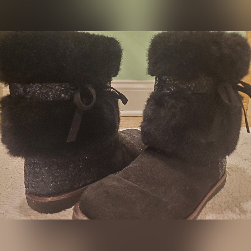 MUST GO! Girls' Winter Cold Weather DSW Snow Boots Size 4 - Picture 6 of 8